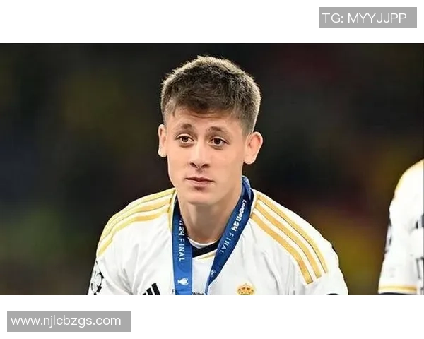 球星中谁的足球风采最为帅气吸引眼球引发球迷热议