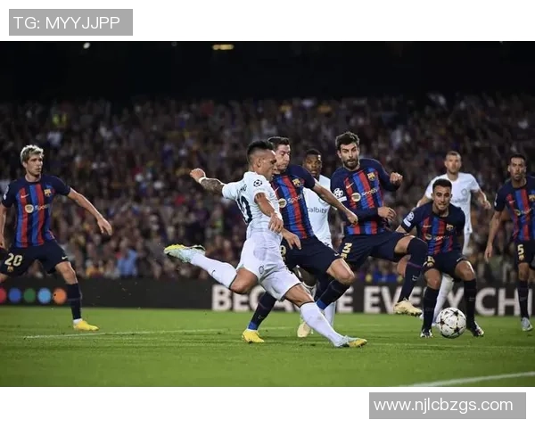 足球历史十大顶级时刻球星盘点 从巅峰对决到传奇时刻